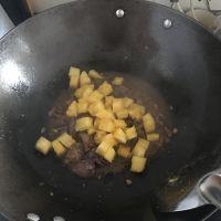 凤梨鸭杂的做法步骤9