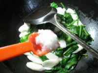 菠菜炒山药的做法步骤6